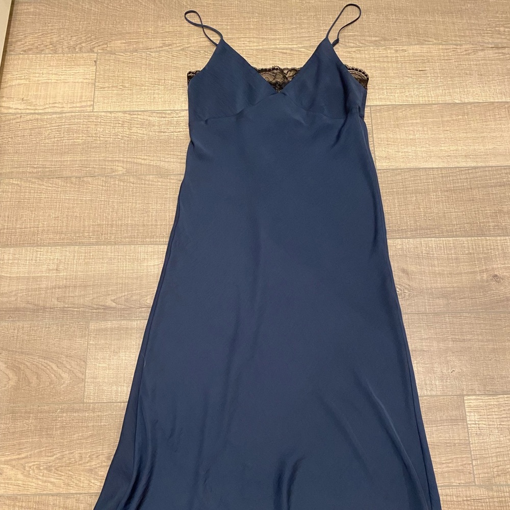 Aritzia - Wilfred Free Saffi Slip Dress - Sz Sm